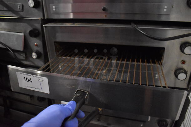 J&J Snack Foods JJ560E Stainless Steel Commercial Countertop Electric Powered Pizza Oven / Snack Oven. 120 Volts, 1 Phase. 23.5x20x10.5. Tested and Working! - Image 4 of 4