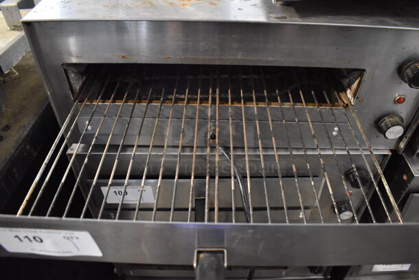 J&J Snack Foods JJ560E Stainless Steel Commercial Countertop Electric Powered Pizza Oven / Snack Oven. 120 Volts, 1 Phase. 23.5x20x10.5. Tested and Working! - Image 4 of 4