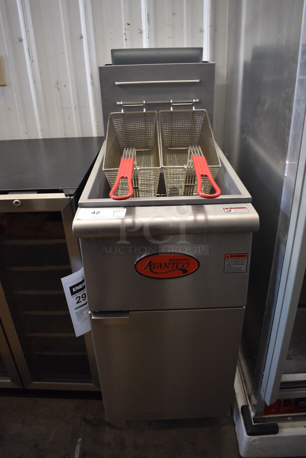 LIKE NEW! 2022 Avantco FF400-N Stainless Steel Commercial Natural Gas Powered Floor Style Deep Fat Fryer w/ 2 Metal Fry Baskets. 120,000 BTU. Unit Has Only Been Used a Few Times! Tested and Working!
