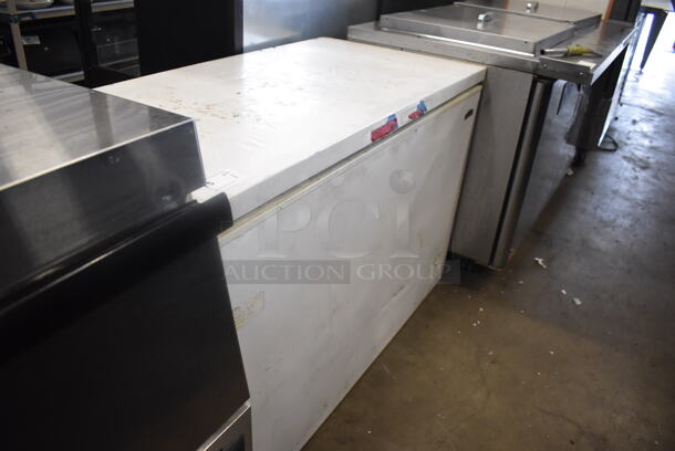 Summit MST-60-24 Electric Powered Chest Freezer, White. 115V. Tested and Working! - Image 2 of 6