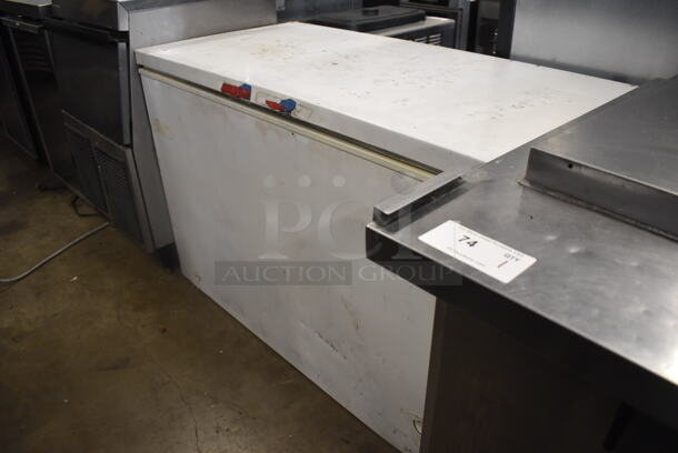 Summit MST-60-24 Electric Powered Chest Freezer, White. 115V. Tested and Working! - Image 3 of 6