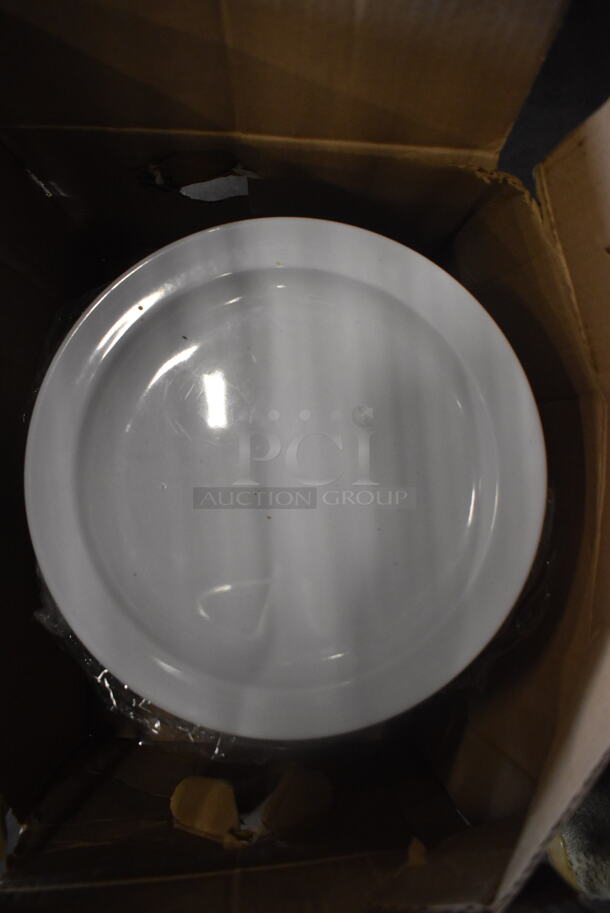 ALL ONE MONEY! Lot of White Plates, Plastic Containers, Measuring Cups, Glass Sugar Packet Holder AND MORE!  - Image 7 of 7