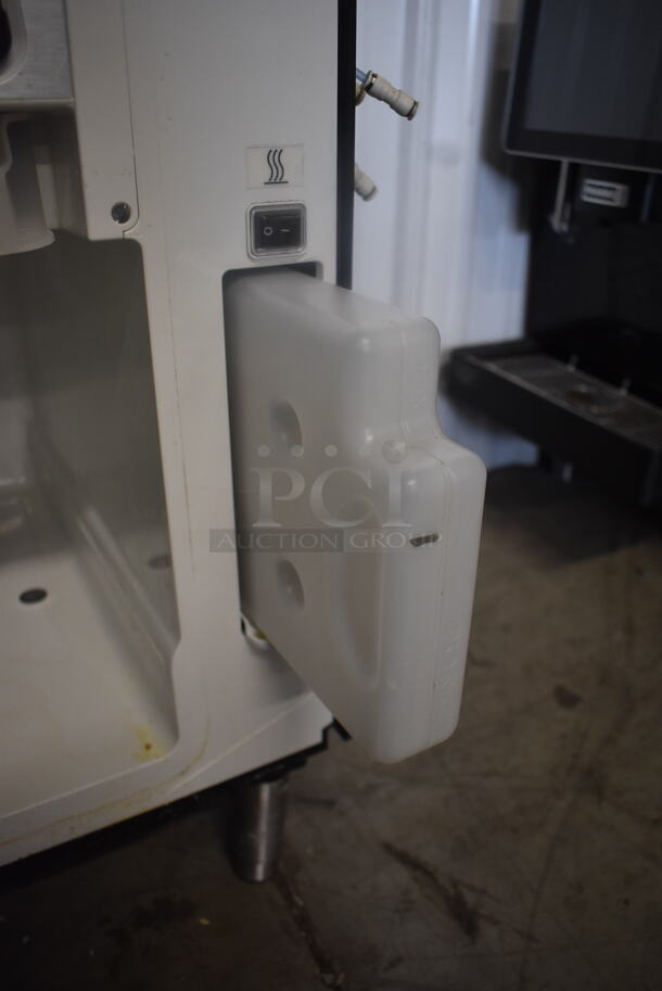 Franke FCS-4063 Metal Countertop Dairy Cooler for Espresso Machine. Goes GREAT w/ Lots 158 and 159! 100-127V. - Image 5 of 5