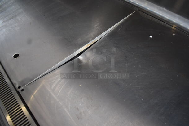 Turbo Air TOM-75L(W) Commercial Open Air Refrigerated Display Merchandiser  White With 2-Level Stainless Steel Shelving. 120V/1 Phase. Tested and Working! - Image 5 of 6