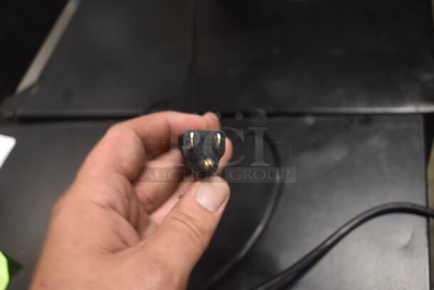 Toast Kitchen Display Monitor With Card Reader, Black. - Image 4 of 4