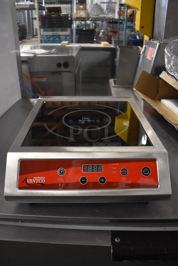 BRAND NEW SCRATCH AND DENT! Avantco 177IC3500 Single Countertop Induction Range. Tested and Working! 208-240V. - Image 2 of 5