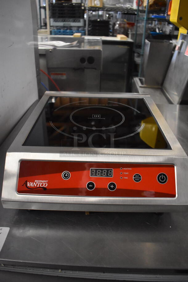 BRAND NEW SCRATCH AND DENT! Avantco 177IC3500 Single Countertop Induction Range. Tested and Working! 208-240V. - Image 1 of 5