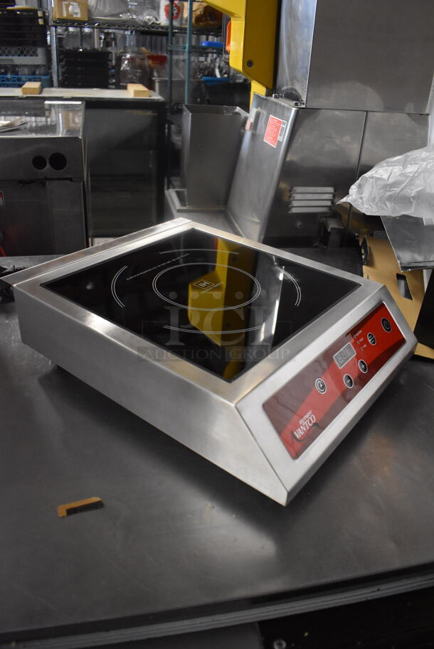 BRAND NEW SCRATCH AND DENT! Avantco 177IC3500 Single Countertop Induction Range. Tested and Working! 208-240V. - Image 3 of 5