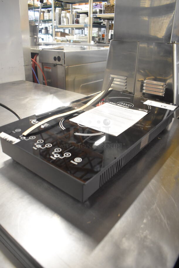 BRAND NEW SCRATCH AND DENT! Avantco 177ID18DB Drop In Double Range Induction Cooker. Tested and Working! 208-240V.  - Image 3 of 5