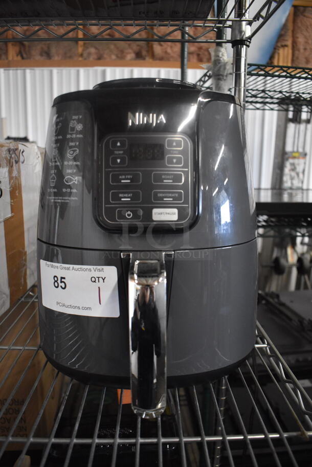 LIKE NEW! USED A FEW TIMES! Ninja AF101 Air Fryer. 115 Volts 1 Phase. Tested and Working! - Image 1 of 6