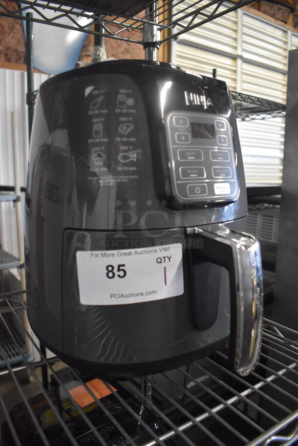 LIKE NEW! USED A FEW TIMES! Ninja AF101 Air Fryer. 115 Volts 1 Phase. Tested and Working! - Image 2 of 6