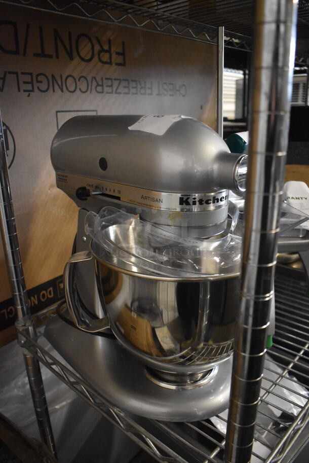 LIKE NEW! USED A FEW TIMES! Kitchen Aid KSM150PSWC Electric 10 Speed Stand Mixer In Metallic Chrome Silver With Stainless Bowl Paddle and Bowl Guard. 120V Tested and Working! - Image 2 of 6