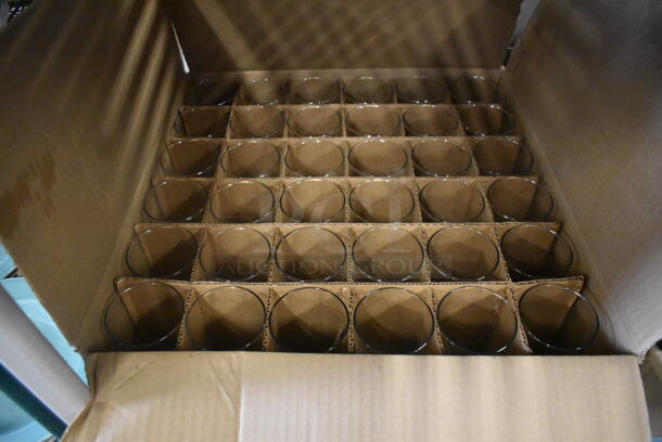 ALL ONE MONEY! Lot of  Wine Glasses And Drinking Glasses.  - Image 2 of 3