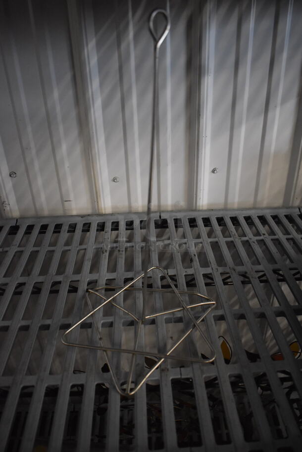 ALL ONE MONEY! Lot of Paper Towel Holder And Bucket Opener - Image 3 of 3