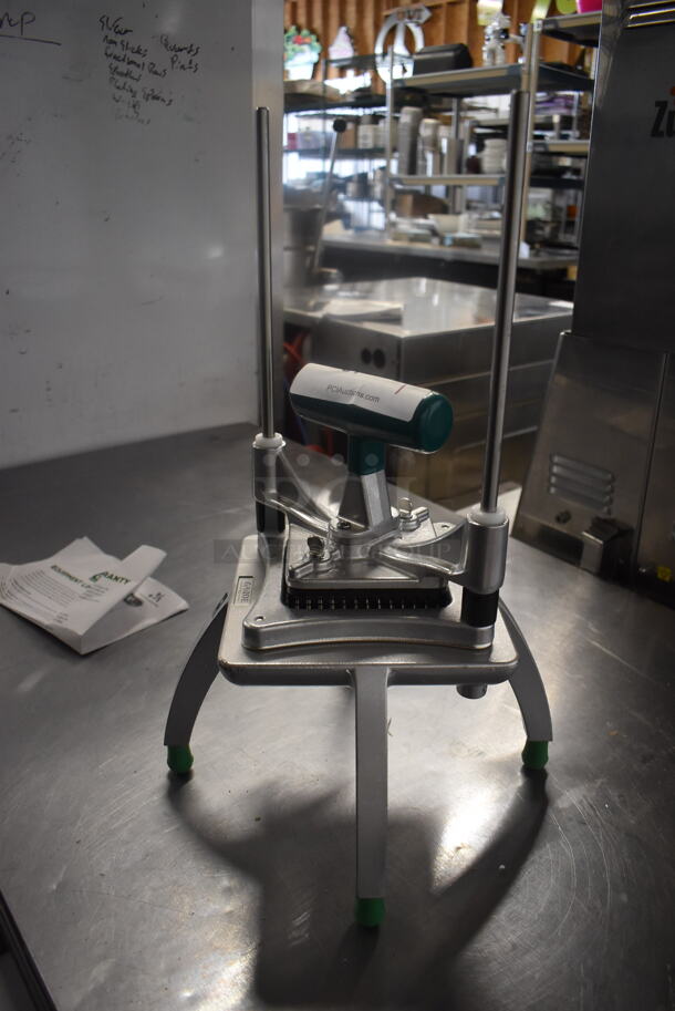 BRAND NEW SCRATCH AND DENT! Garde Vegetable Dicer - Image 3 of 4