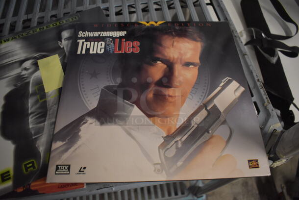 ALL ONE MONEY! Lot of 8 Items Including Happy Days Framed Photo, True Lies, Jurassic Park And Braveheart Laser Discs AND MORE!  - Image 3 of 6