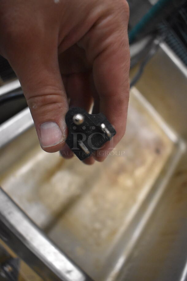 Stainless Steel Heat Lamp. 115 Volts 1 Phase Tested and Working! - Image 4 of 4