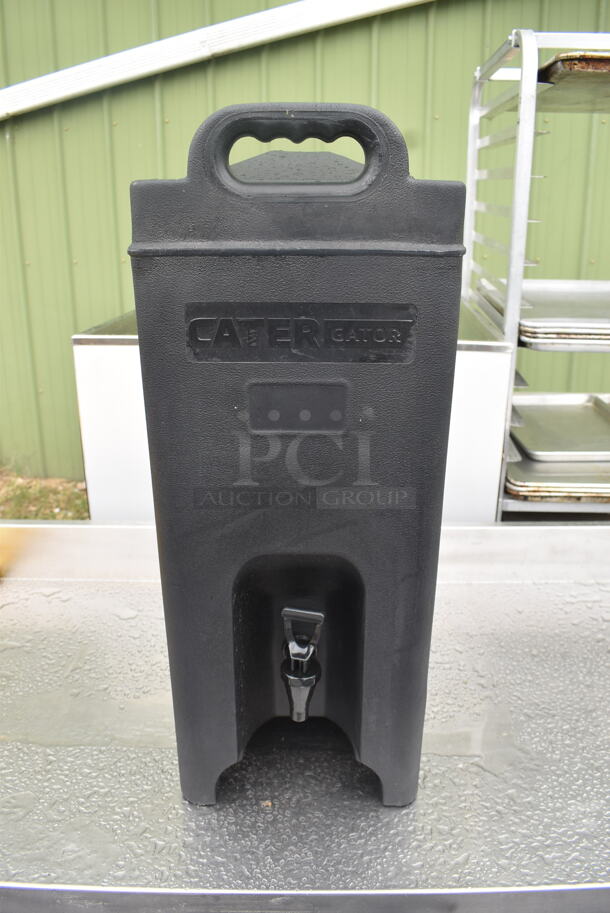 CaterGator 5 Gallon Gray Insulated Beverage Dispenser - Image 1 of 4