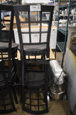 4 Black Dining Chairs With Lattice Backs And Cushioned Seats. Cosmetic Condition May Vary. 4 Times Your Bid! 