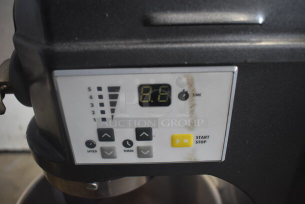 Avantco 177MIX8GY Commercial Stainless Steel Electric 8 Quart Gray Countertop Mixer With Digital Controls And Stainless Steel Bowl, Whisk And Paddle Attachment. 120V. Tested and Working! - Image 7 of 9