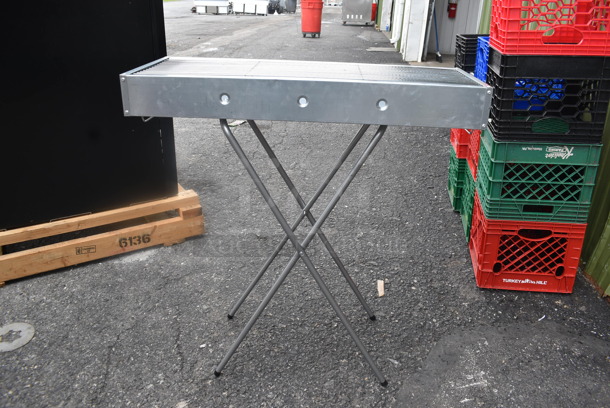 BRAND NEW SCRATCH AND DENT! V/6326 30 Inch Rectangular Charcoal Barbeque Grill With Chrome Plated Cooking Grid. Tested and Working!  - Image 1 of 5