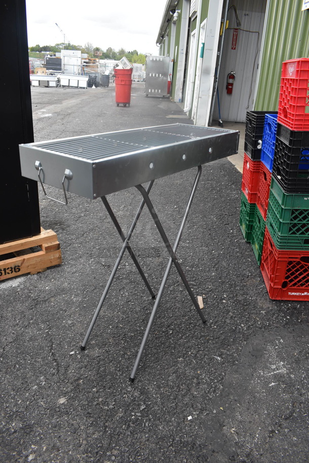 BRAND NEW SCRATCH AND DENT! V/6326 30 Inch Rectangular Charcoal Barbeque Grill With Chrome Plated Cooking Grid. Tested and Working!  - Image 2 of 5