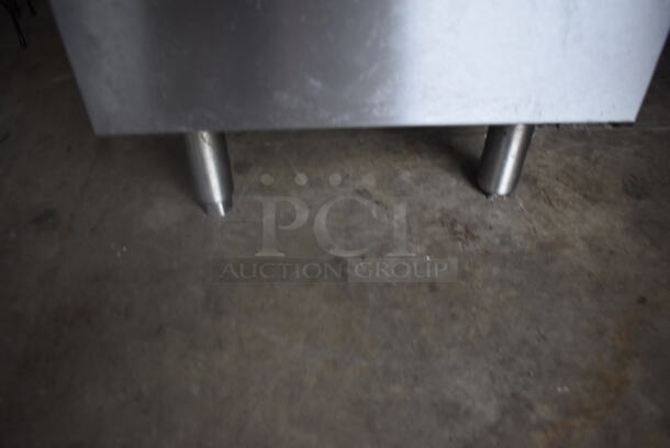 Avantco FF400-N Commercial Stainless Steel Natural Gas Fryer With 2 Fry Baskets On Galvanized Legs. 120,000 BTU - Image 7 of 7