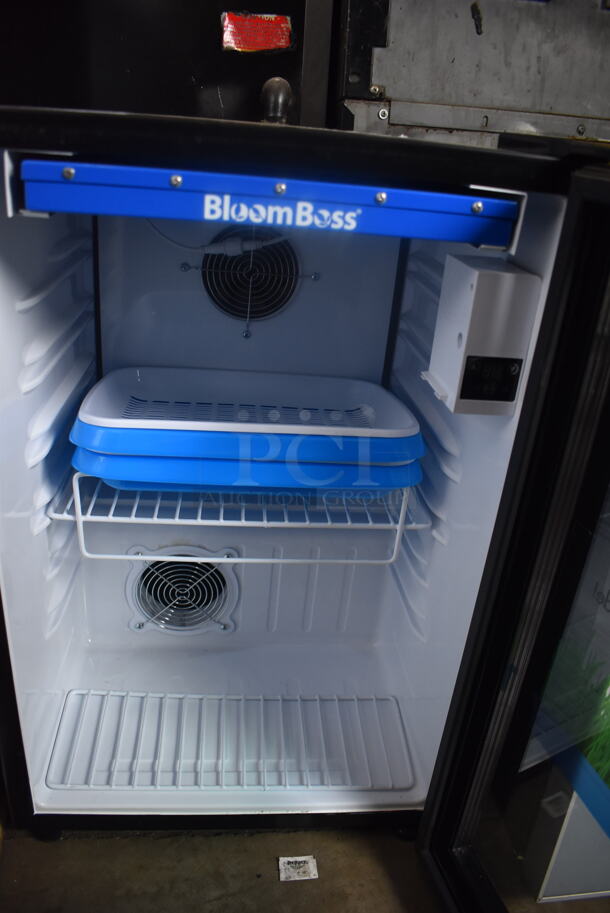 DANBY DFG26A1B Electric Fresh Home Herb Grower With Glass Door, Black. Tested and Powers On - Image 3 of 5