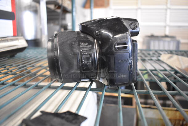 Sony Vario-Sonnar Black Digital Lens Camera  - Image 3 of 4