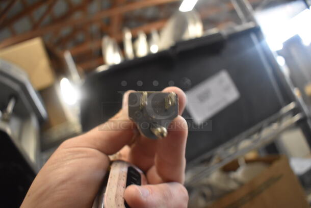 Waring WDM240T Commerical Stainless Steel Electric Countertop Drink Mixer With 2 Spindles. 120V.  Tested and Working! - Image 6 of 6