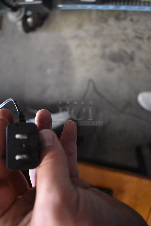 ALL ONE MONEY! 2 Vtech Digital Phones and Surge Protector - Image 4 of 4