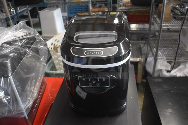 BRAND NEW SCRATCH AND DENT! Whynter Portable 27lb Compact Portable Countertop Ice Maker IMC-270MS. 120 Volt 1 Phase. Tested and Working! - Image 1 of 6
