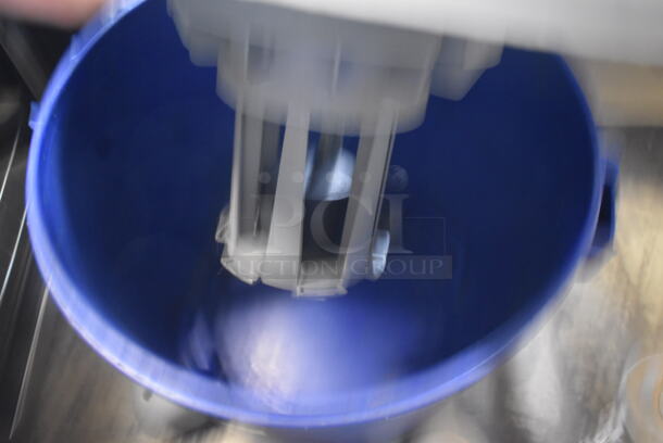 12 Gallon Wet/Dry Shop Vac 115 Volts 1 Phase Tested and Working! - Image 2 of 3