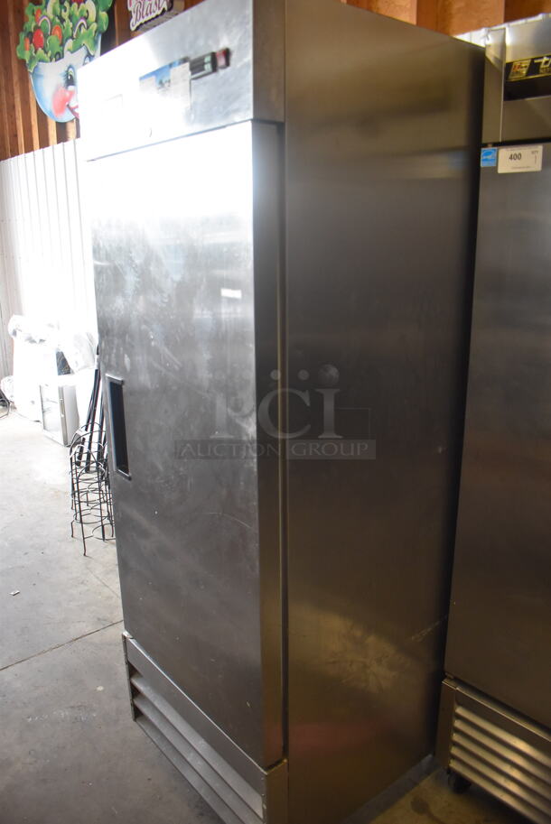 Avantco 178A23FHC Single Door Commercial Stainless Steel Freezer with Polycoated Racks on Casters 115 Volts 1 Phase Tested and Working! - Image 2 of 5