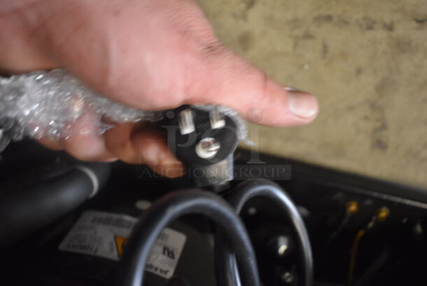 BRAND NEW SCRATCH AND DENT! Danby Silhouette 15" Built In 28 Bottle Wine Cooler DWC031D1BSSPR. 115 Volt 1 Phase. Tested and Working! - Image 5 of 5