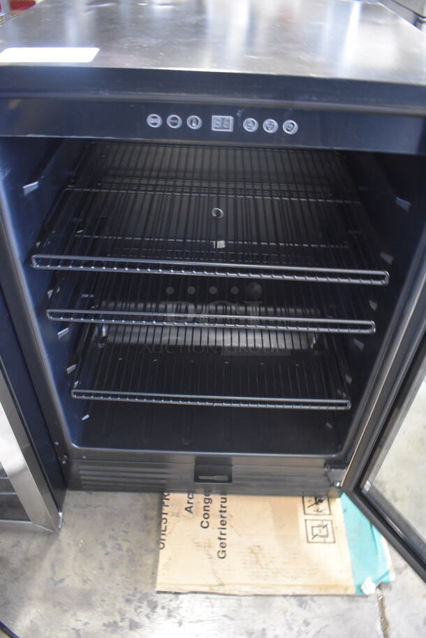 BRAND NEW SCRATCH AND DENT! Avanti BCA516SS Beverage Cooler Stainless Steel With Metal Racks 115 Volts 1 Phase. Tested and Working! - Image 3 of 6