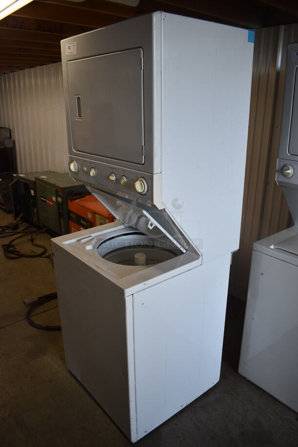Electrolux FGX831FS5 Natural Gas Powered Washer Dryer Combo. 120 Volt - Image 3 of 7