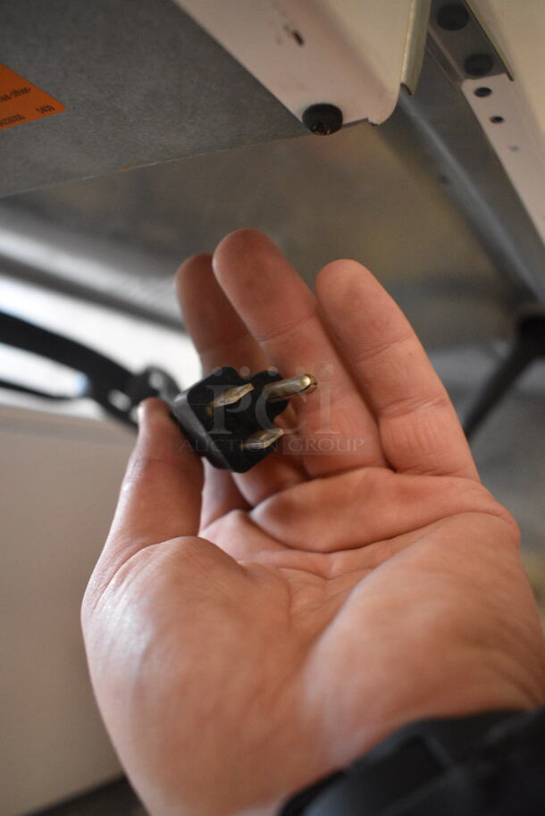 Electrolux FGX831FS5 Natural Gas Powered Washer Dryer Combo. 120 Volt - Image 7 of 7