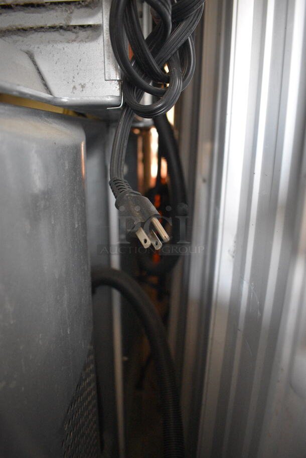 Electrolux FGX831FS5 Natural Gas Powered Washer Dryer Combo. 120 Volt - Image 7 of 7