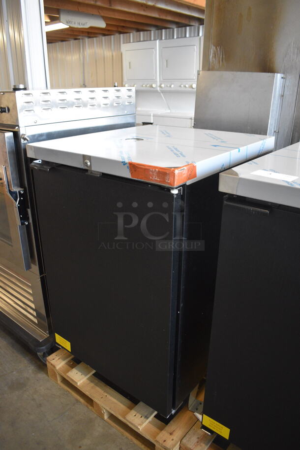 BRAND NEW! 2019 Micro Matic MDD 23 E Pro Line Kegerator No Tower. 220 Volt 1 Phase. Tested and Working! - Image 3 of 7
