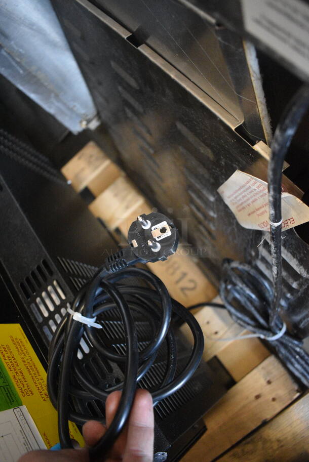 BRAND NEW! 2019 Micro Matic MDD 23 E Pro Line Kegerator No Tower. 220 Volt 1 Phase. Tested and Working! - Image 7 of 7