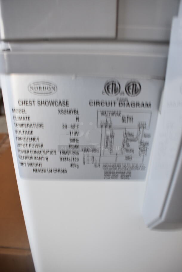 BRAND NEW! Model XS246YBL Chest Showcase Freezer. 110 Volt 1 Phase. Tested and Working! - Image 5 of 6