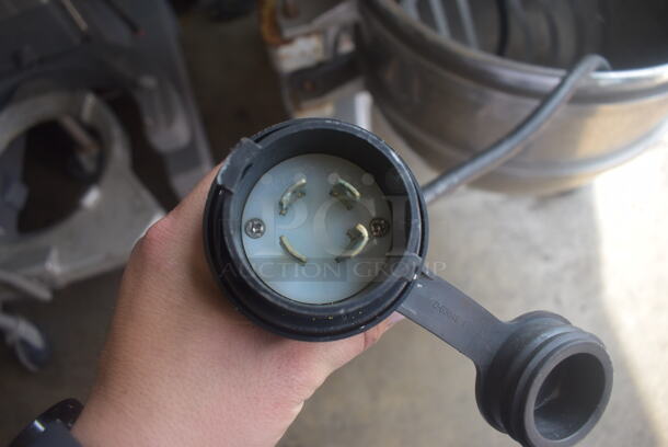 Hobart Legacy HL800 80 Quart Dough Mixer w/ Bowl Guard, Paddle and Stainless Steel Bowl. 200-240 Volts 3 Phase - Image 6 of 6