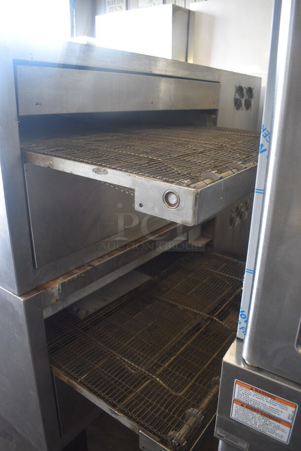 2 Blodgett MT3870 Natural Gas Powered Double Stack Conveyor Oven on Commercial Casters. 120/208-240 Volts. 150,000 BTU. 2 Times Your Bid! - Image 5 of 9