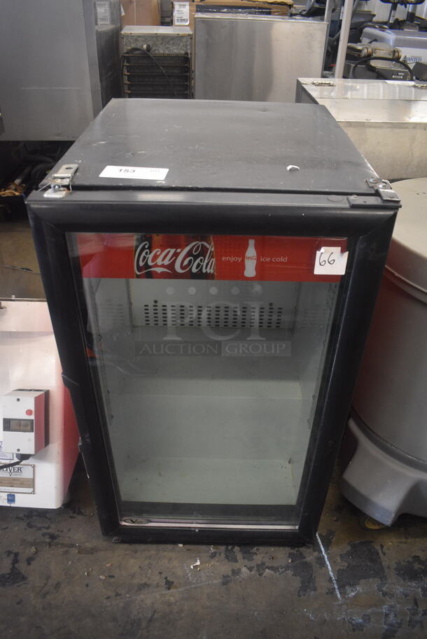 Vendo VR06 Countertop Merchandiser Cooler. 115 Volt. Tested and Powers On But Does Not Get Cold