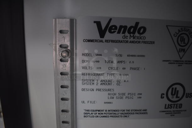 Vendo VR06 Countertop Merchandiser Cooler. 115 Volt. Tested and Powers On But Does Not Get Cold - Image 5 of 6