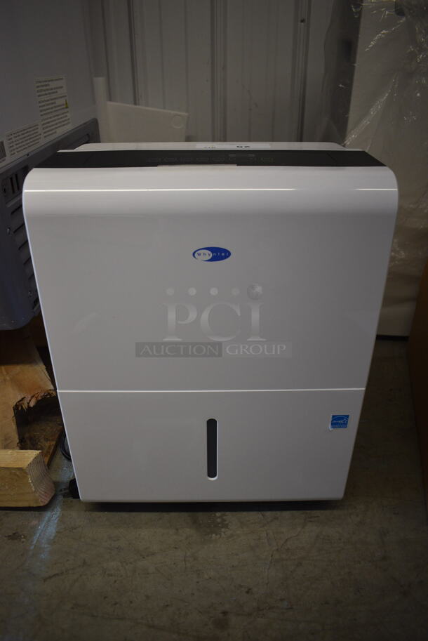 BRAND NEW SCRATCH AND DENT! Whynter Elite Energy Star 31 Pint Portable Dehumidifier RPD-311DW 115 Volts. Tested and Working!