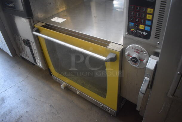 Cadco Unox XAF133 Countertop Convection Oven 220 Volts - Image 3 of 6