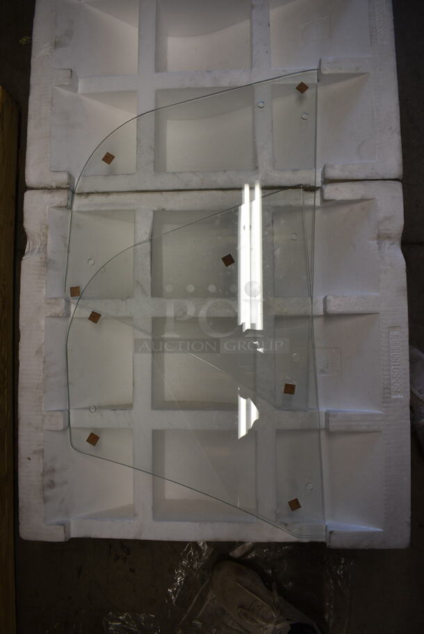 BRAND NEW SCRATCH AND DENT! Avantco ADC-12C-HC Curved Glass Sneeze Guard Ice Cream Dipping Cabinet - 71" 115 Volts. Tested and Working! - Image 6 of 9