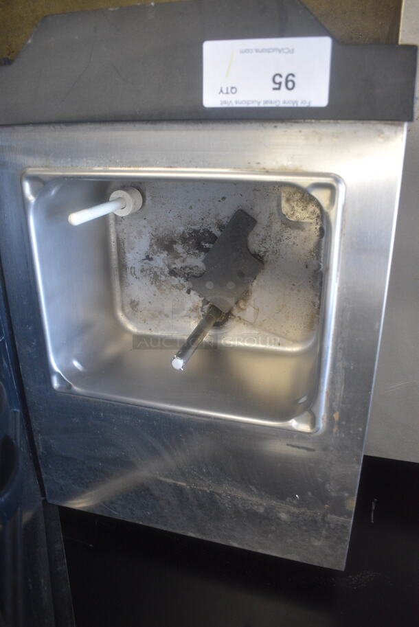 Electro Freeze Compact Single Flavor Air Cooled Ice Cream Yogurt Machine CS4-242. 115 Volt - Image 4 of 6